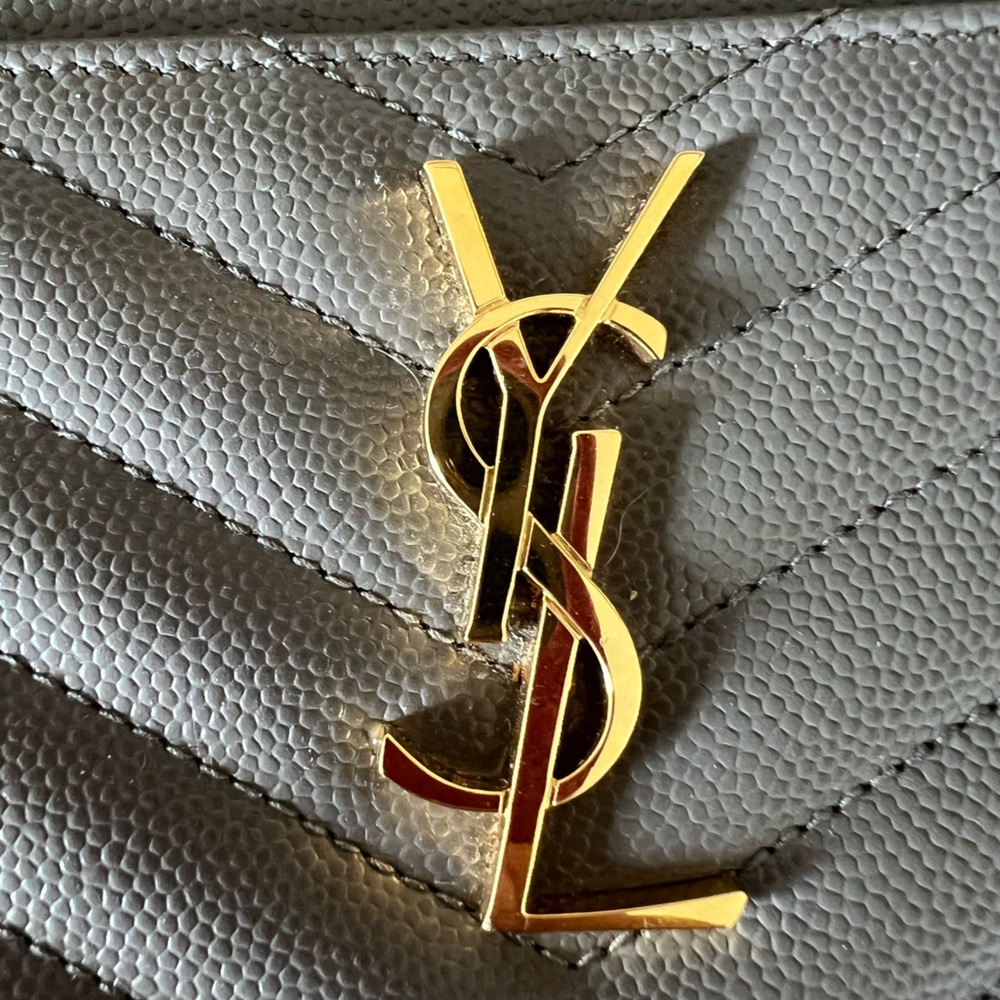 Saint Laurent Grain De Poudre Chevron Monogram Bill Pouch - Picture 2 of 11